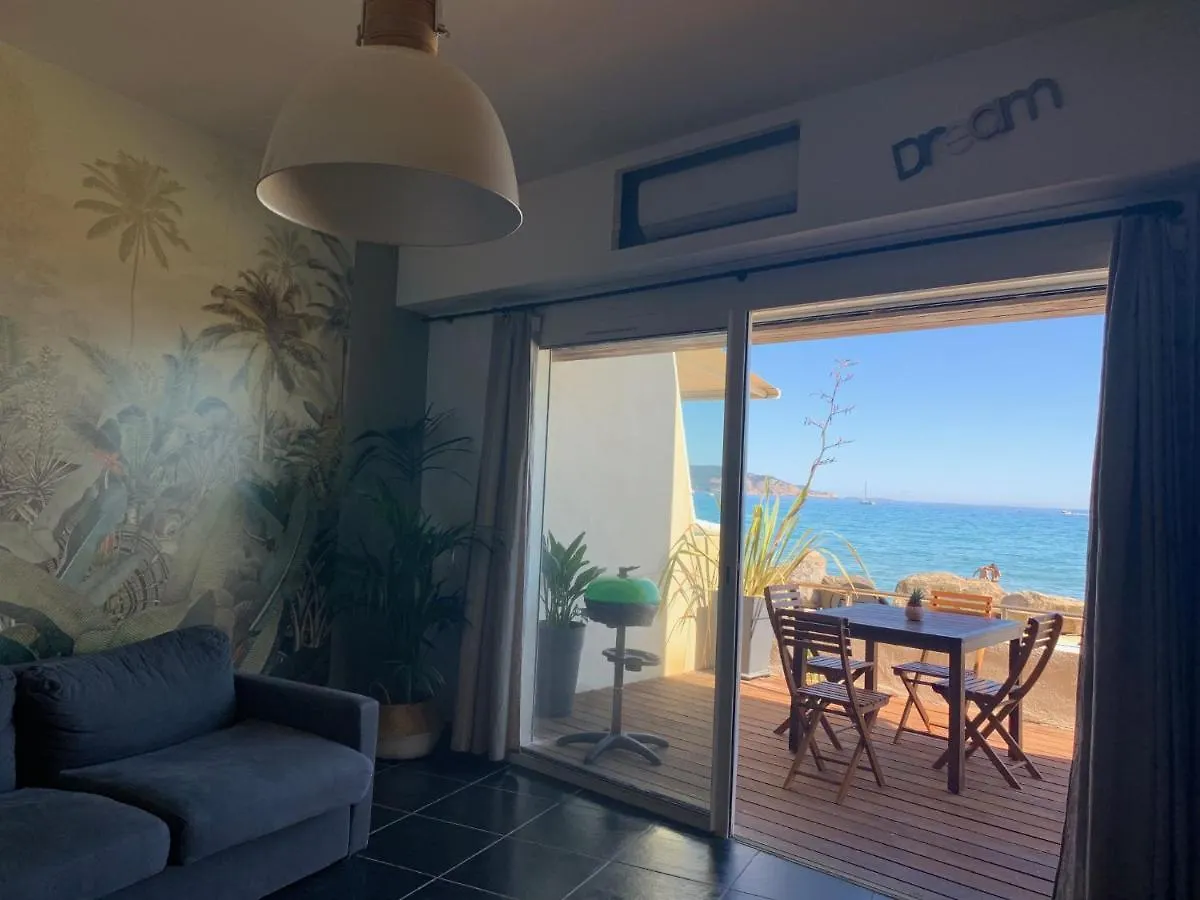 A l 'orée de l ô 2 La Ciotat 0*,  France